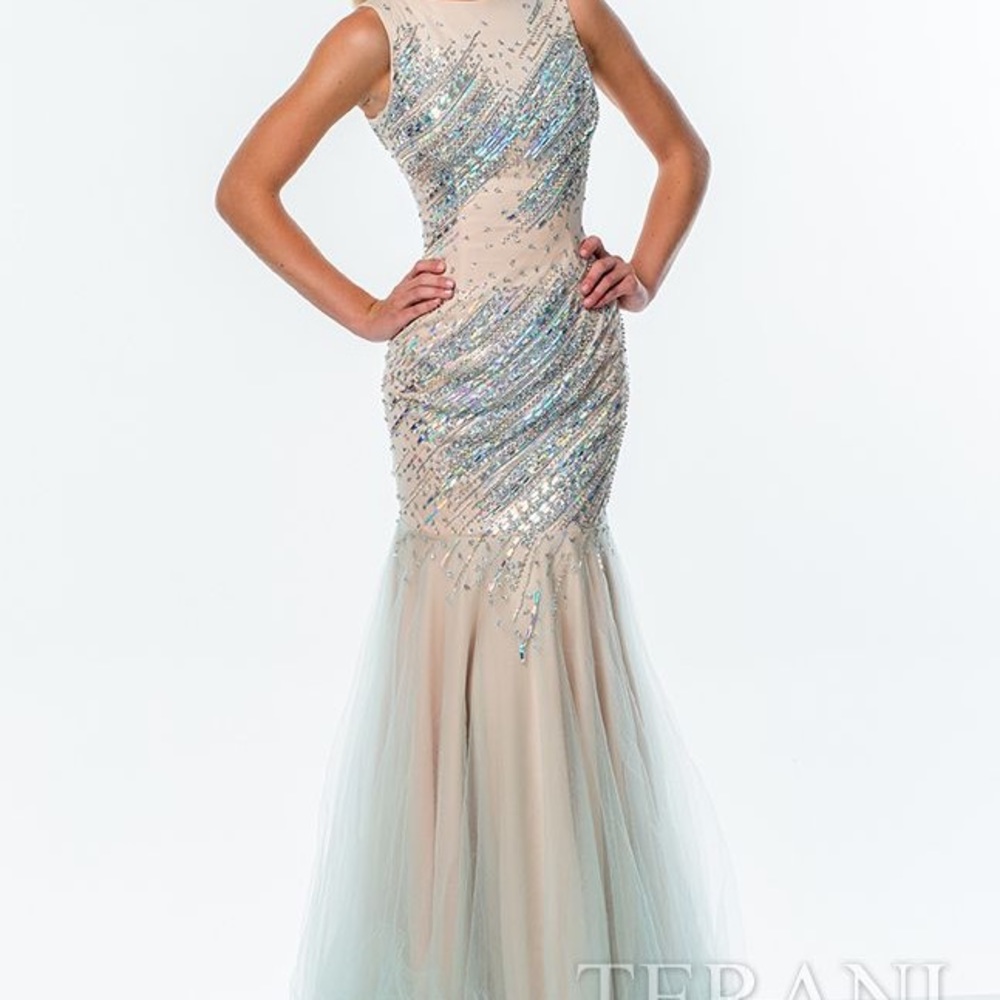 Terani Couture teal beaded mermaid gown never worn